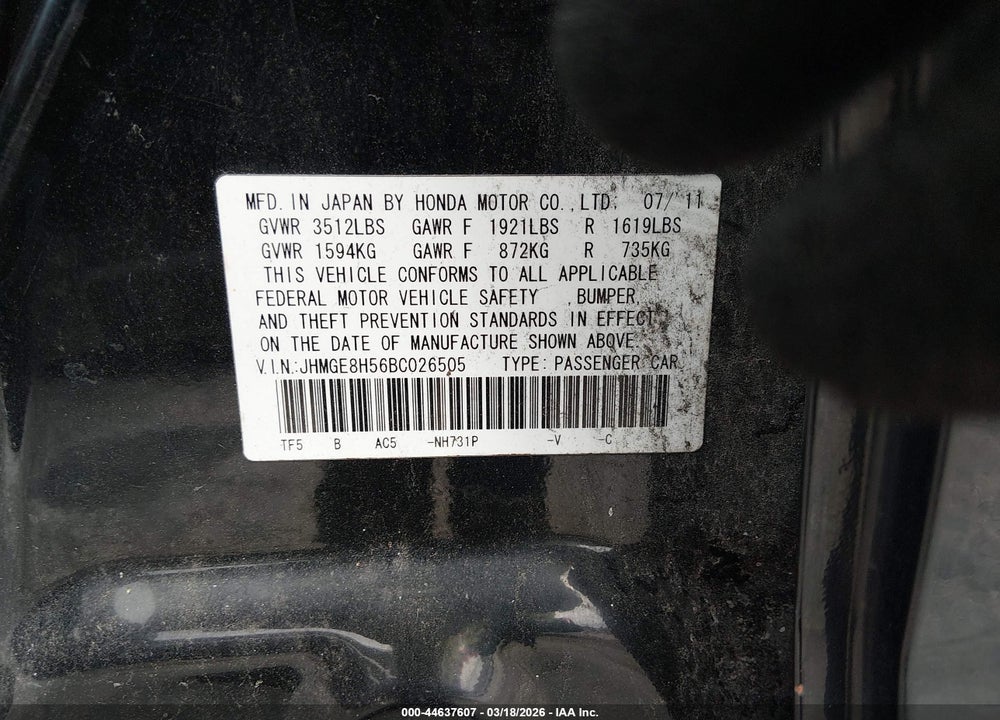 2011 HONDA FIT SPORT VIN: JHMGE8H56BC026505