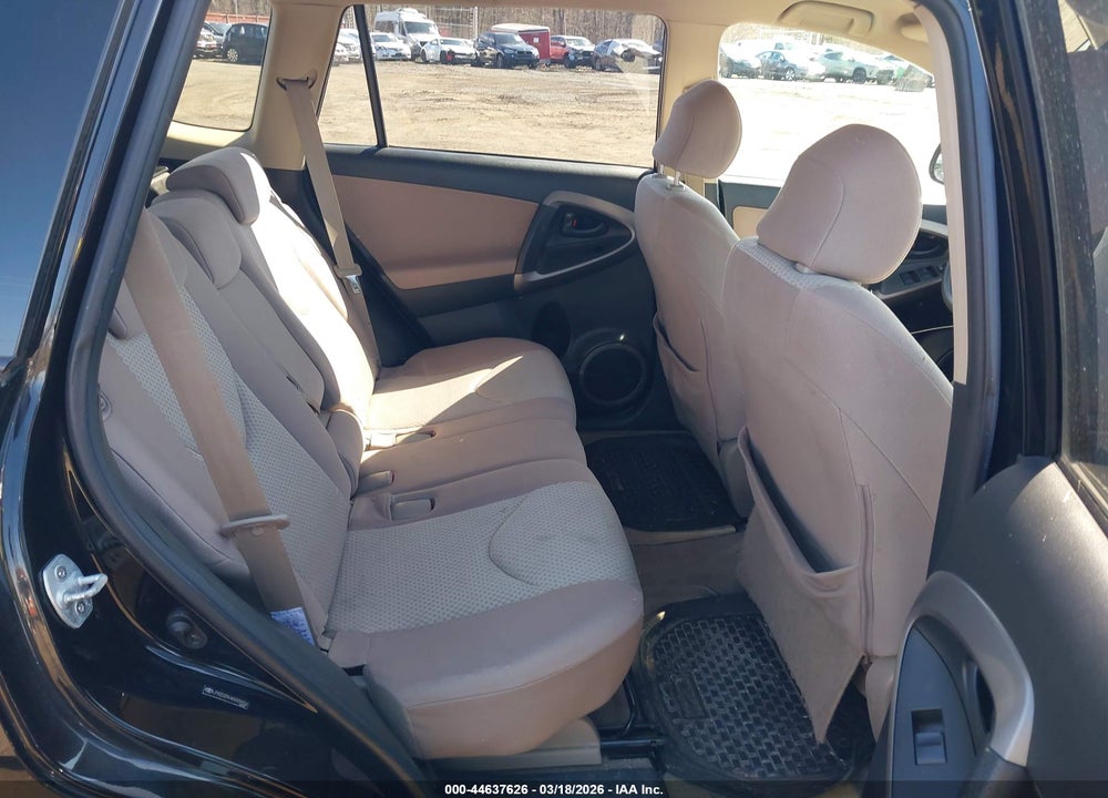 2006 TOYOTA RAV4 VIN: JTMZD33V465009056
