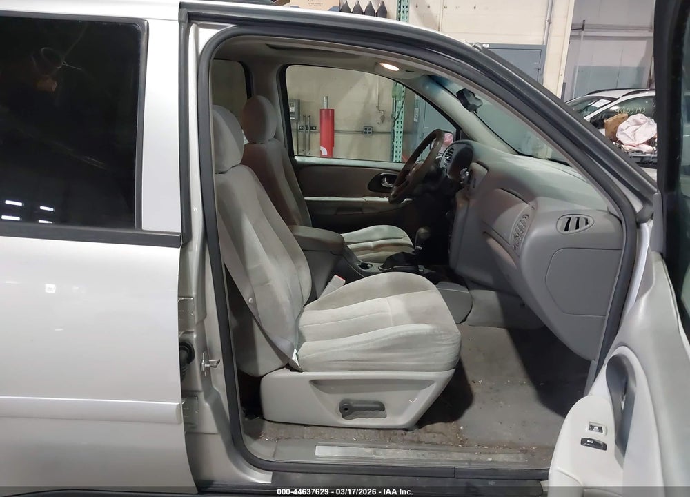 2006 CHEVROLET TRAILBLAZER LS VIN: 1GNDS13S862314272