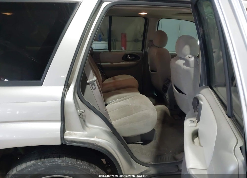 2006 CHEVROLET TRAILBLAZER LS VIN: 1GNDS13S862314272