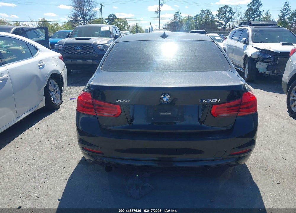 2016 BMW 320I XDRIVE VIN: WBA8E5G51GNT40593