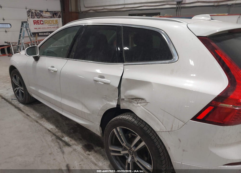 2021 VOLVO XC60 T5 MOMENTUM VIN: YV4102RK5M1784533