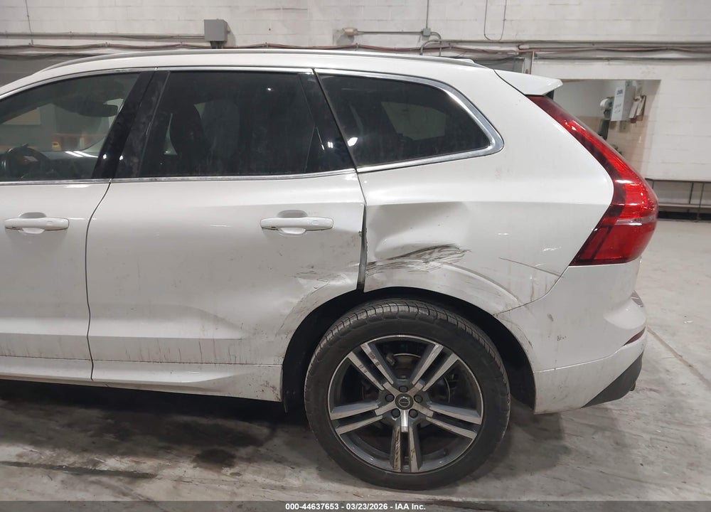 2021 VOLVO XC60 T5 MOMENTUM VIN: YV4102RK5M1784533