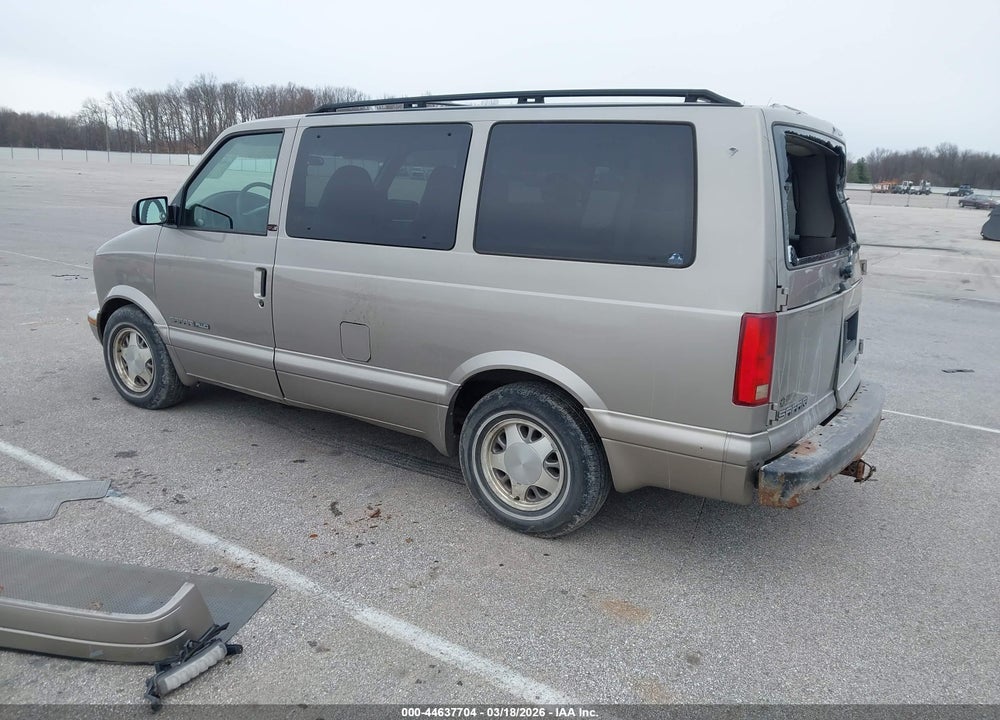 2002 GMC SAFARI SLE VIN: 1GKEL19X82B510949