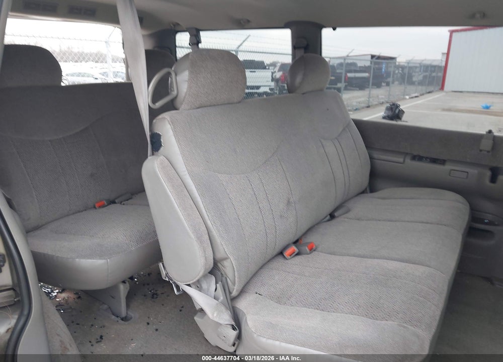 2002 GMC SAFARI SLE VIN: 1GKEL19X82B510949