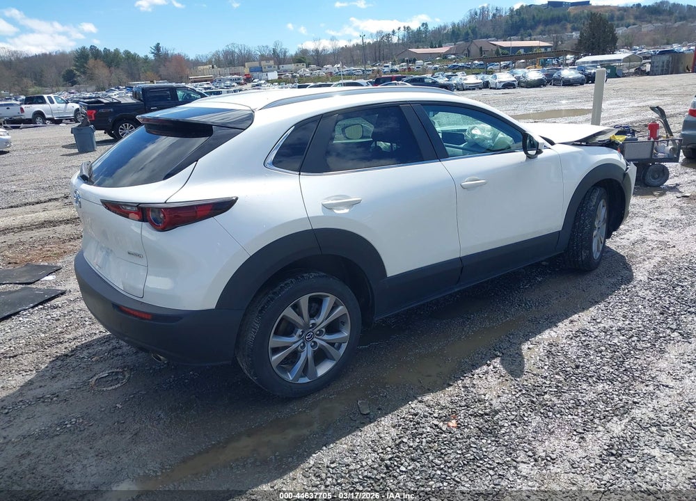 2022 MAZDA CX-30 PREFERRED VIN: 3MVDMBCL9NM421256