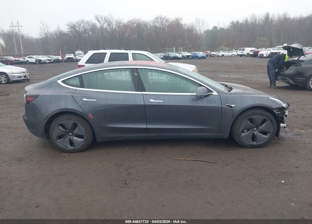 2018 TESLA MODEL 3 LONG RANGE/PERFORMANCE VIN: 5YJ3E1EBXJF114220