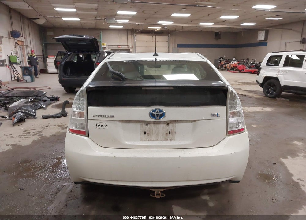 2011 TOYOTA PRIUS FOUR VIN: JTDKN3DU5B0326615
