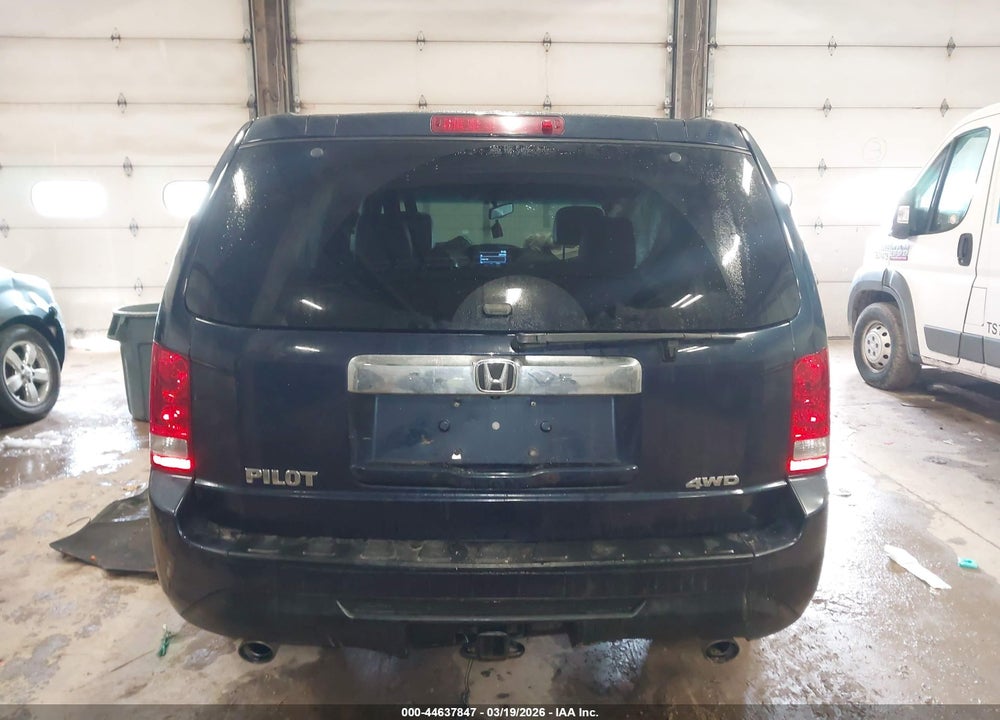 2012 HONDA PILOT EX-L VIN: 5FNYF4H67CB075026