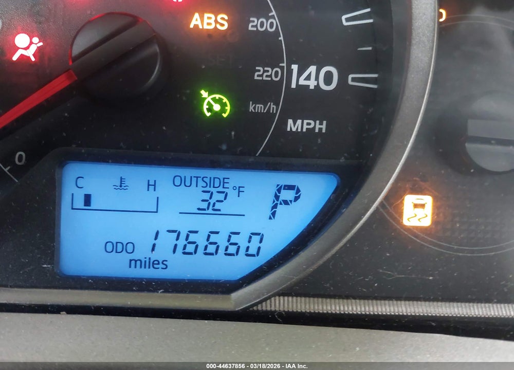 2013 TOYOTA RAV4 LE VIN: 2T3BFREV8DW109825