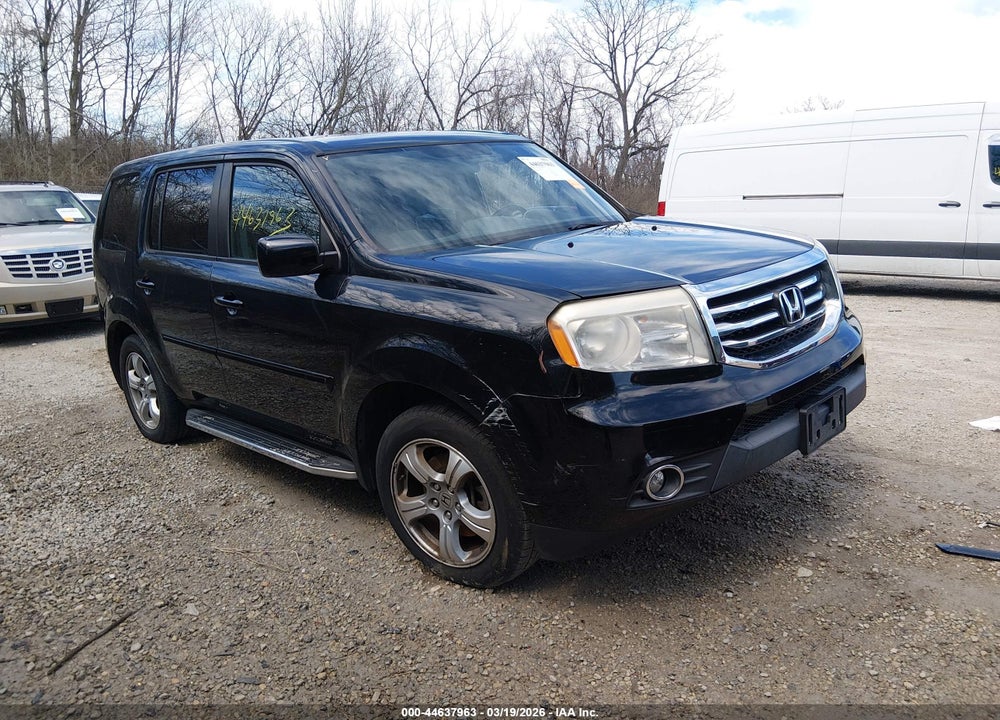 2014 HONDA PILOT EX VIN: 5FNYF4H41EB057719