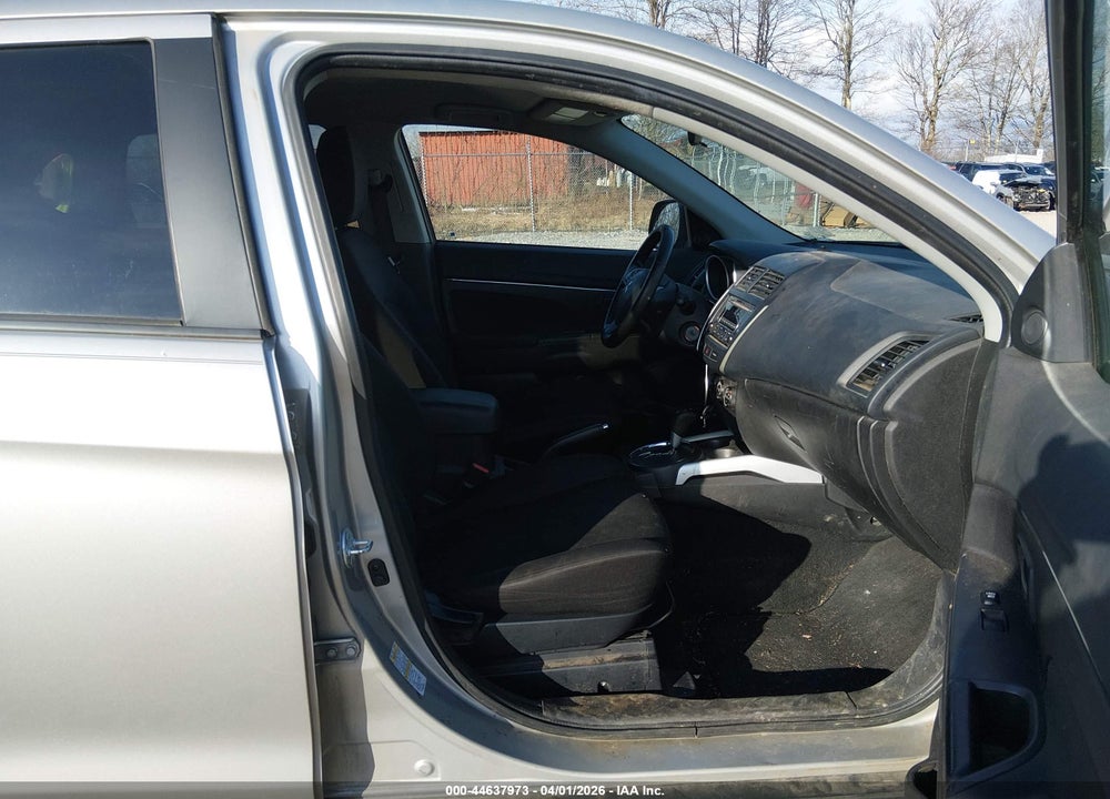 2014 MITSUBISHI OUTLANDER SPORT ES VIN: 4A4AR3AU6EE029504