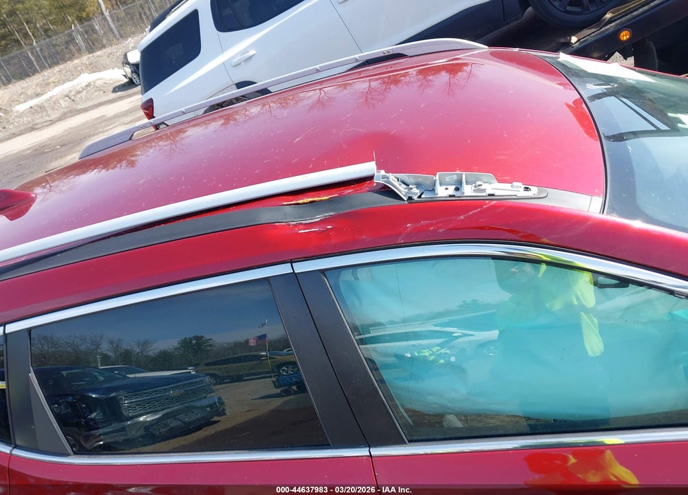 2018 NISSAN ROGUE SV VIN: 5N1AT2MVXJC803083