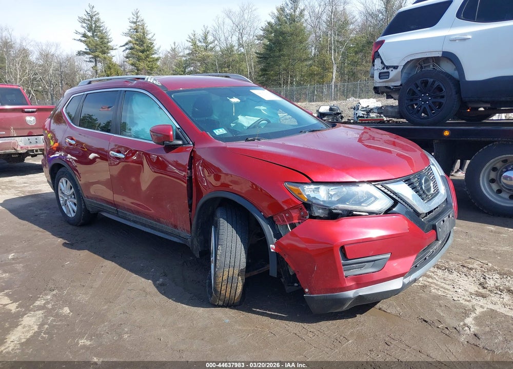 2018 NISSAN ROGUE SV VIN: 5N1AT2MVXJC803083