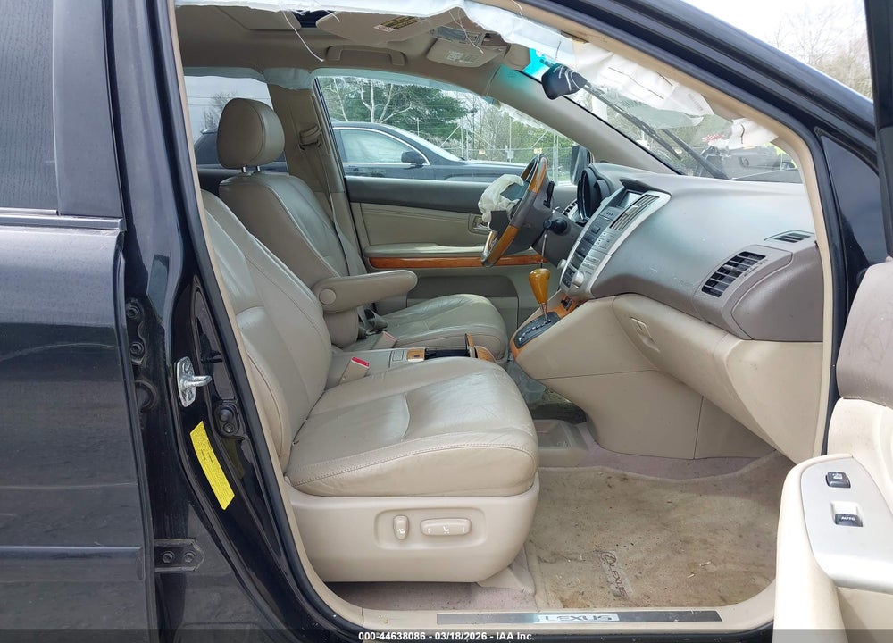 2005 LEXUS RX 330 VIN: 2T2GA31U55C034068