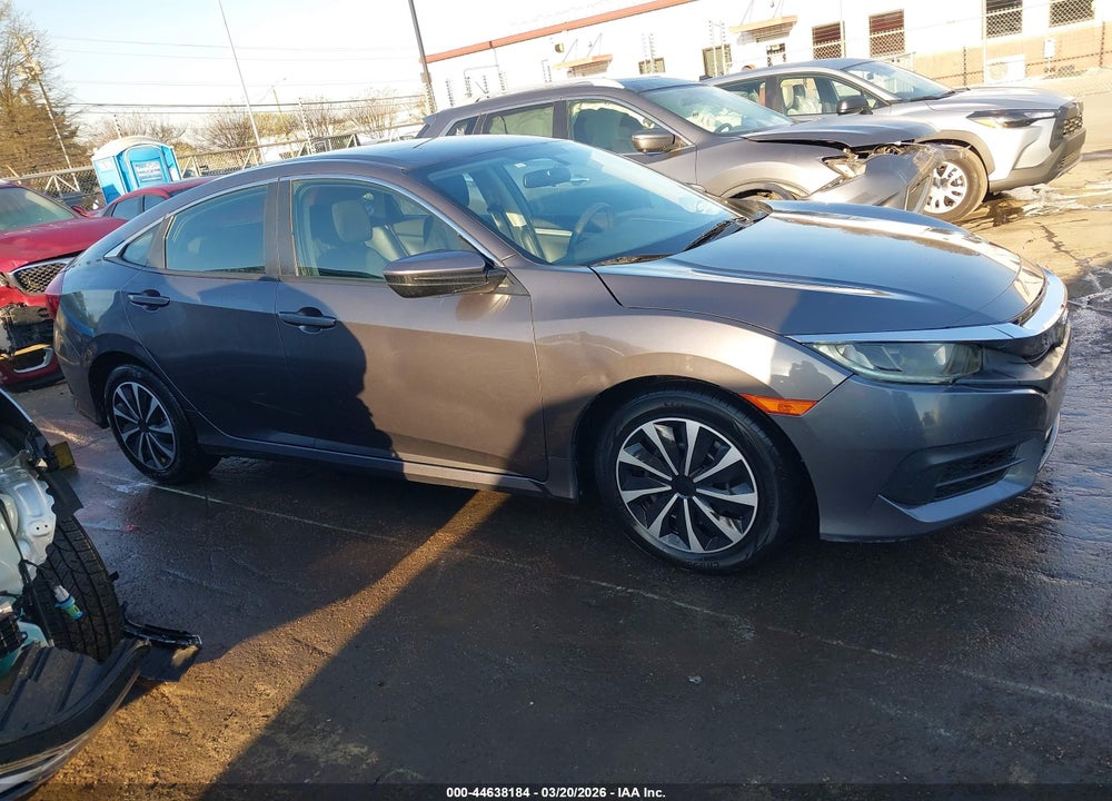 2017 HONDA CIVIC LX VIN: 2HGFC2F51HH548534