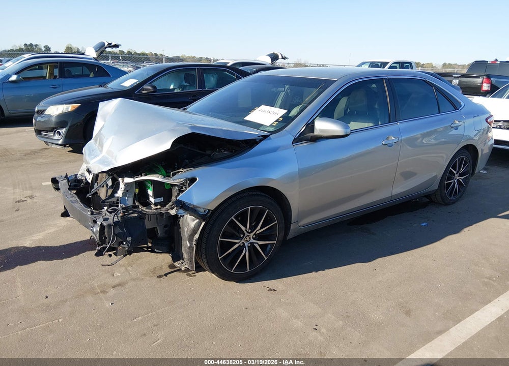 2015 TOYOTA CAMRY XLE VIN: 4T1BF1FKXFU105227