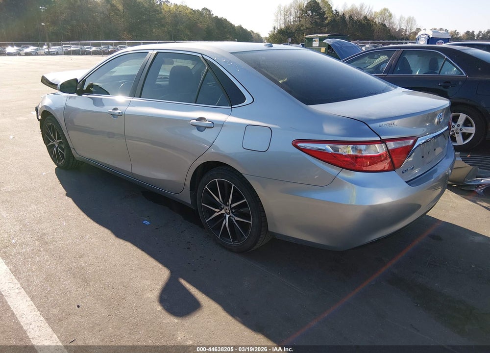 2015 TOYOTA CAMRY XLE VIN: 4T1BF1FKXFU105227