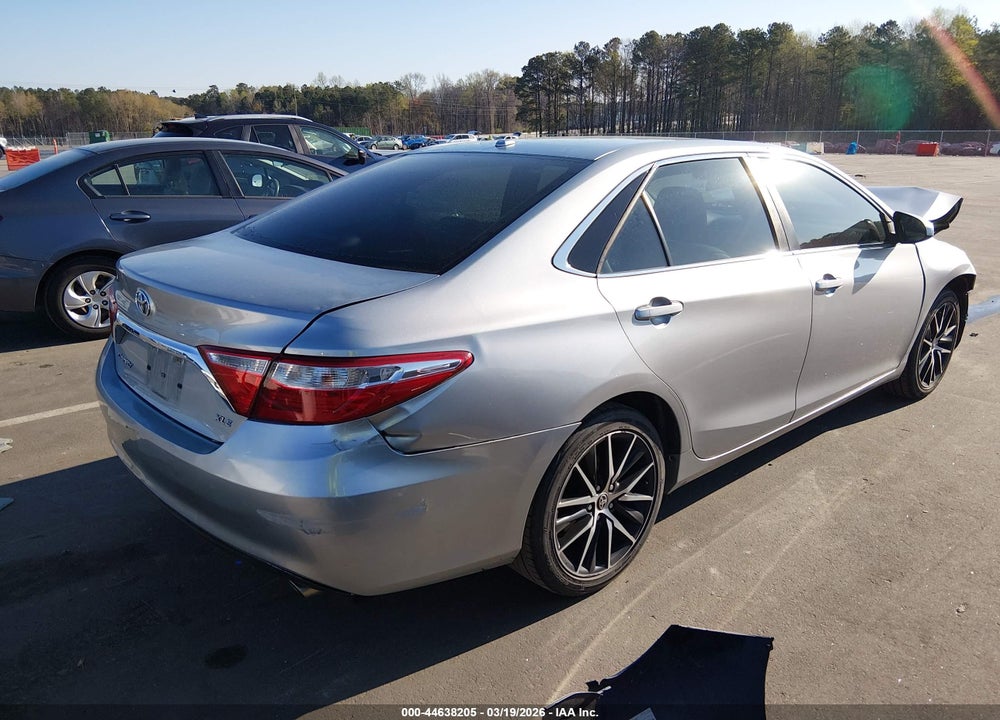 2015 TOYOTA CAMRY XLE VIN: 4T1BF1FKXFU105227