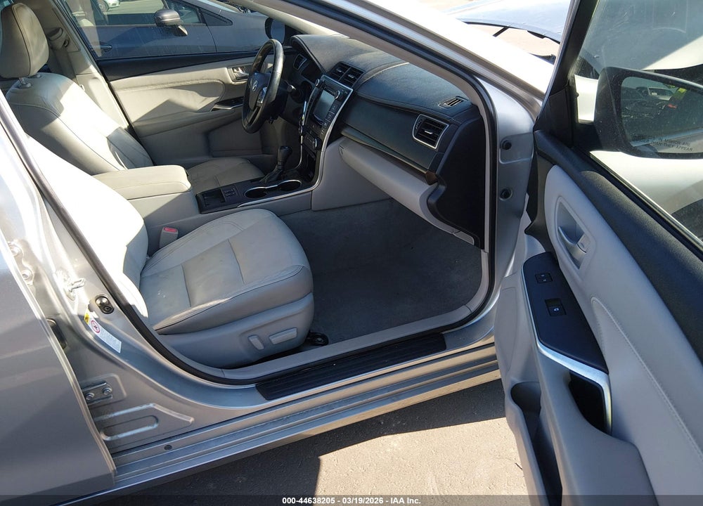 2015 TOYOTA CAMRY XLE VIN: 4T1BF1FKXFU105227