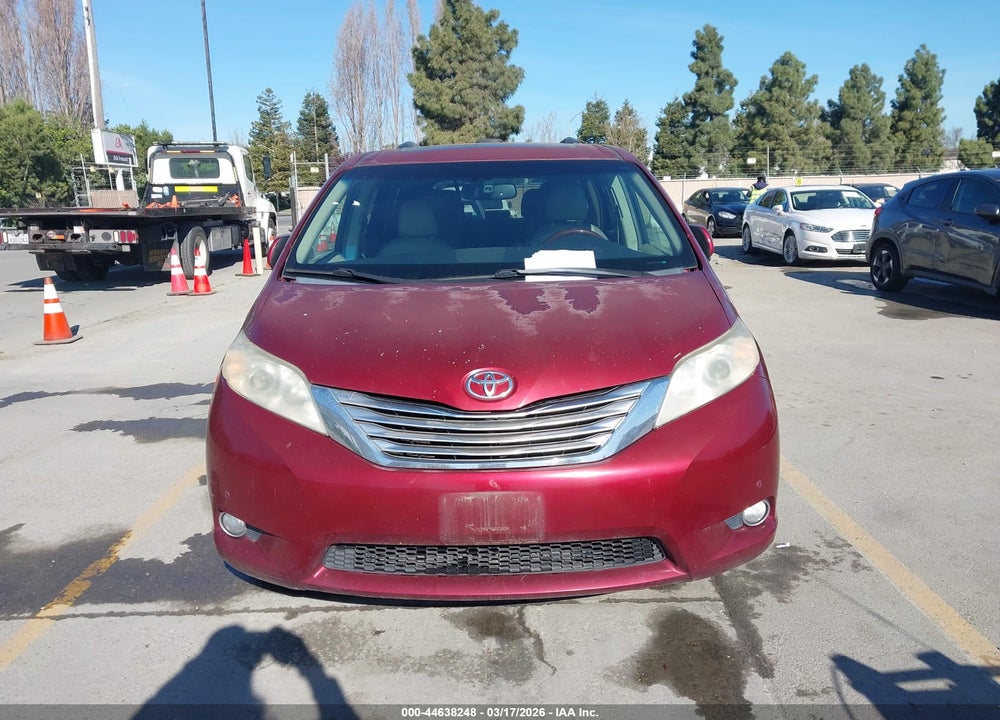 2011 TOYOTA SIENNA LIMITED V6 VIN: 5TDYK3DC0BS021577