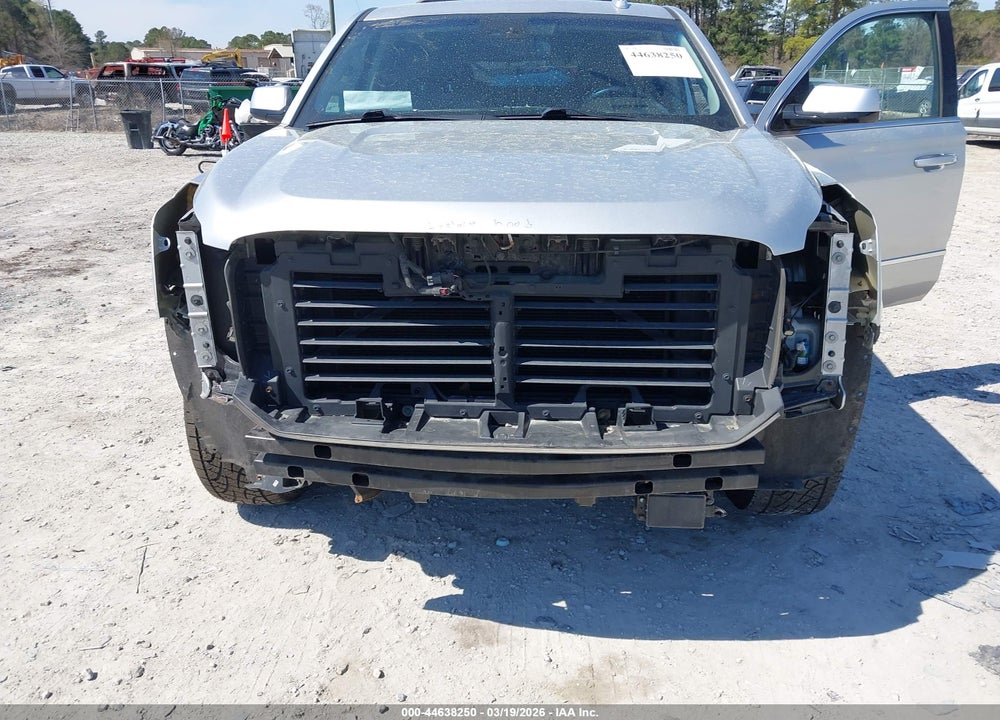 2018 GMC YUKON DENALI VIN: 1GKS2CKJ7JR292256