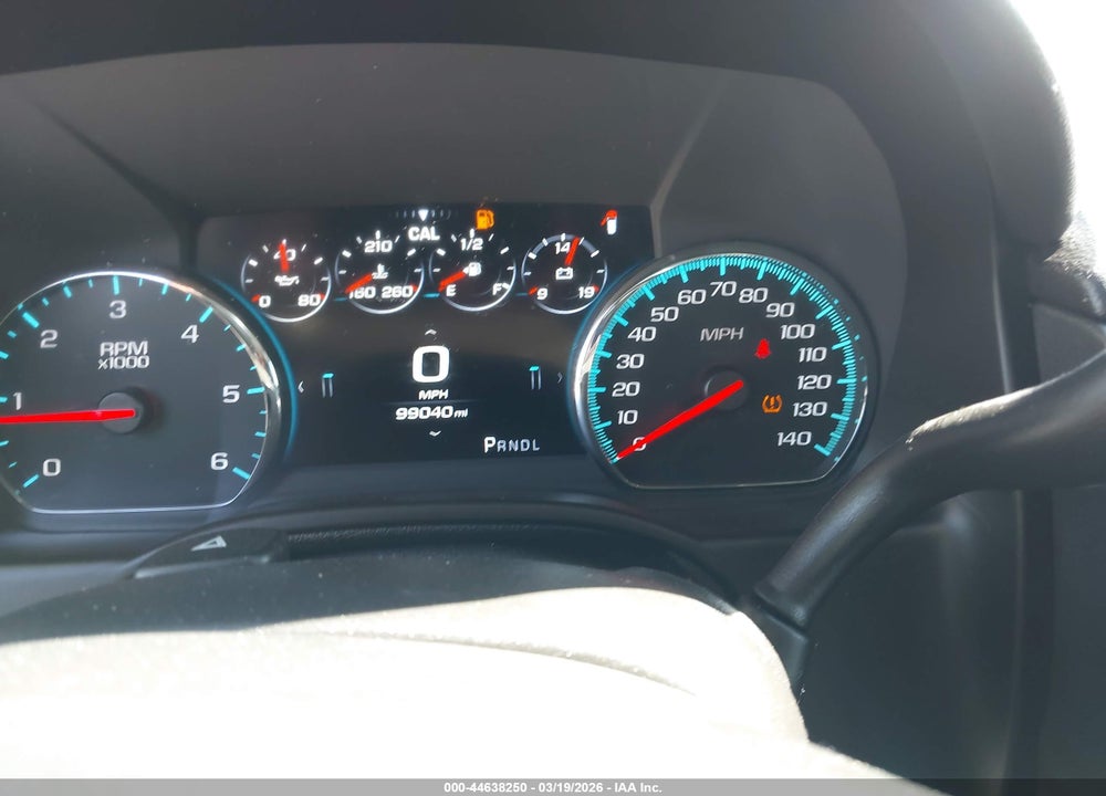 2018 GMC YUKON DENALI VIN: 1GKS2CKJ7JR292256