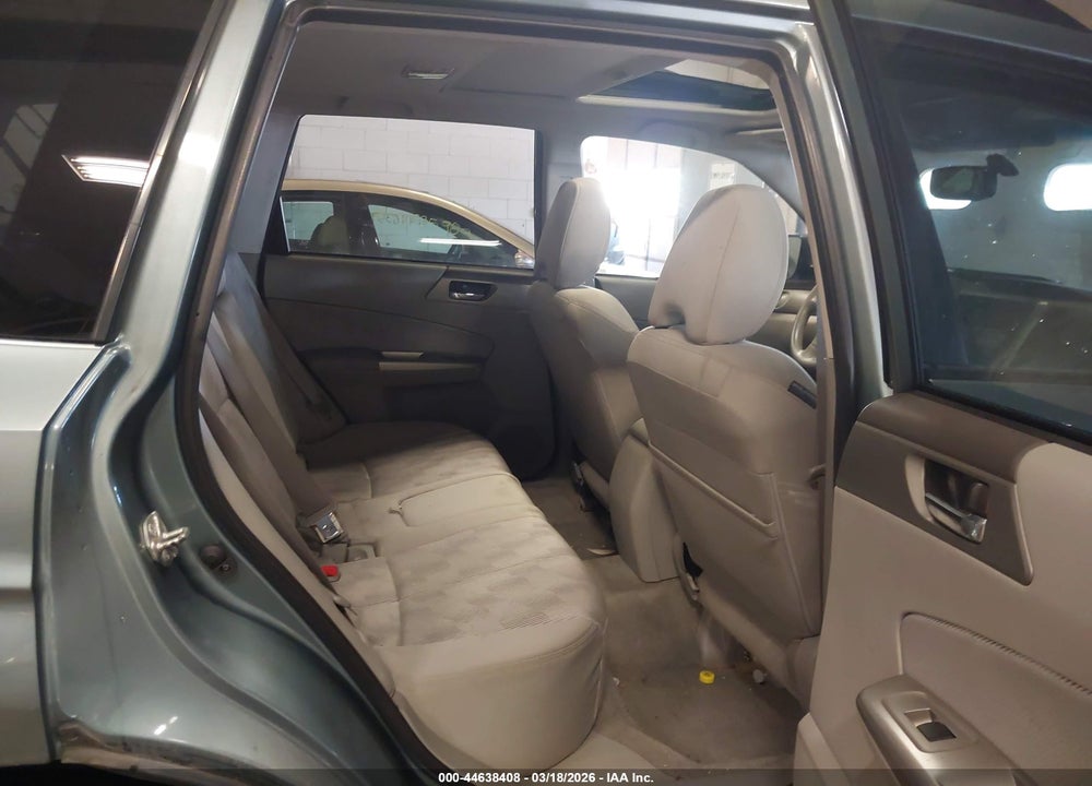 2010 SUBARU FORESTER 2.5X PREMIUM VIN: JF2SH6CC6AH782562