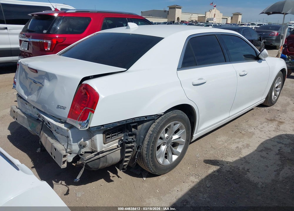2015 CHRYSLER 300 LIMITED VIN: 2C3CCAAGXFH743005