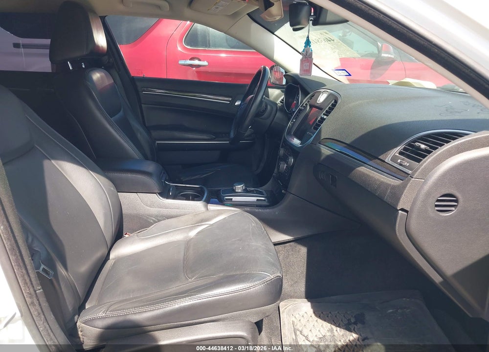 2015 CHRYSLER 300 LIMITED VIN: 2C3CCAAGXFH743005