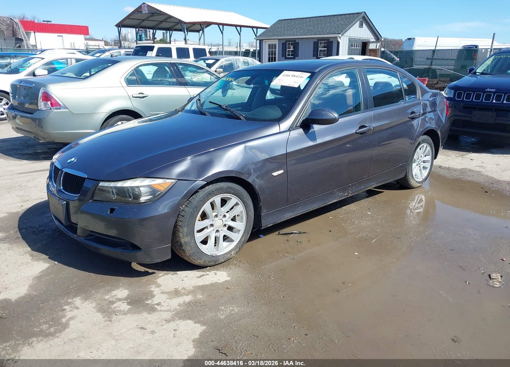 2007 BMW 328XI VIN: WBAVC735X7KP36520