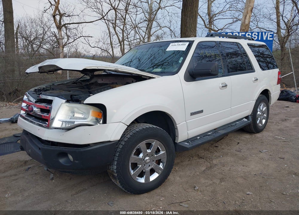 2008 FORD EXPEDITION XLT VIN: 1FMFU15518LA31837