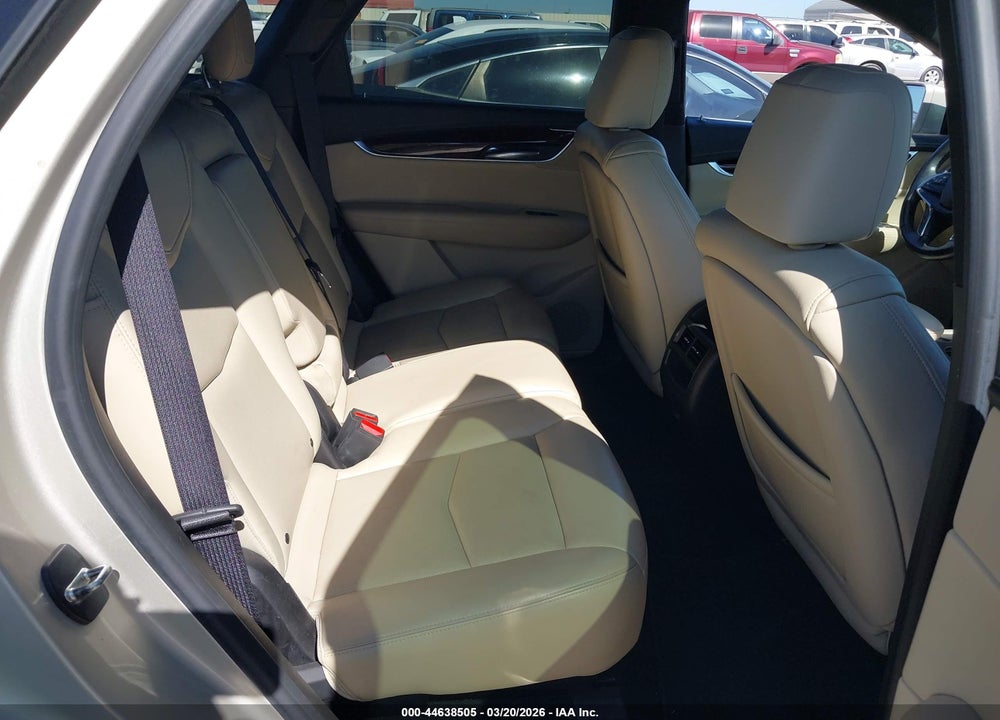 2017 CADILLAC XT5 LUXURY VIN: 1GYKNBRS3HZ186886