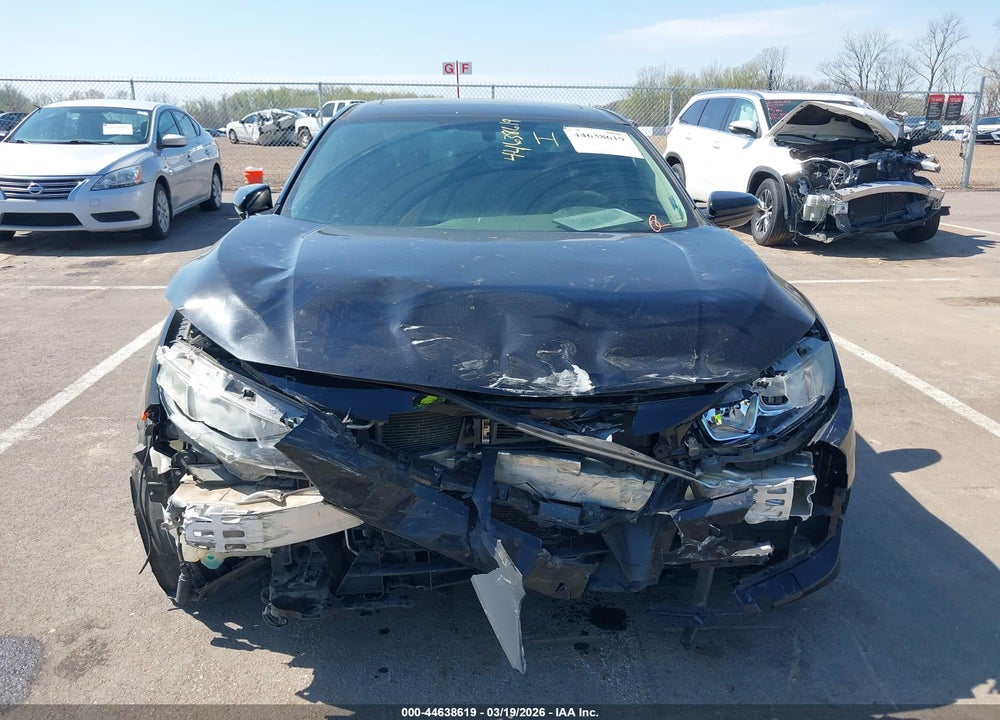 2018 HONDA CIVIC EX VIN: 2HGFC2F77JH561439