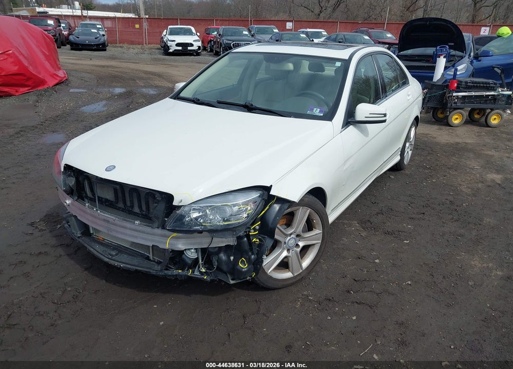 2011 MERCEDES-BENZ C 300 SPORT 4MATIC VIN: WDDGF8BB3BR182470