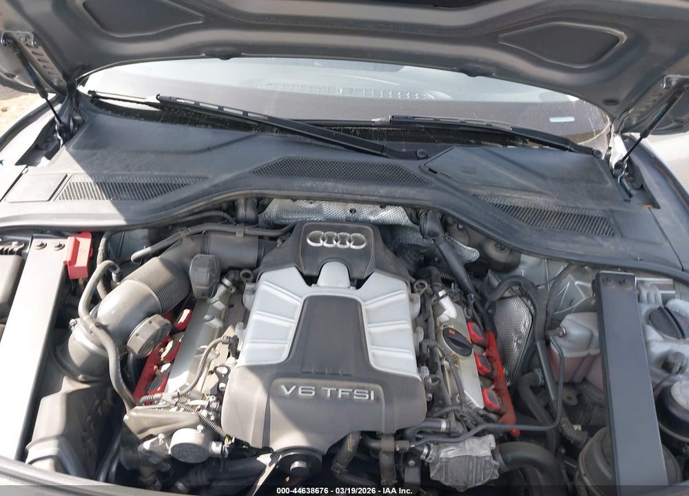 2013 AUDI A8 3.0T VIN: WAUAGAFDXDN000755