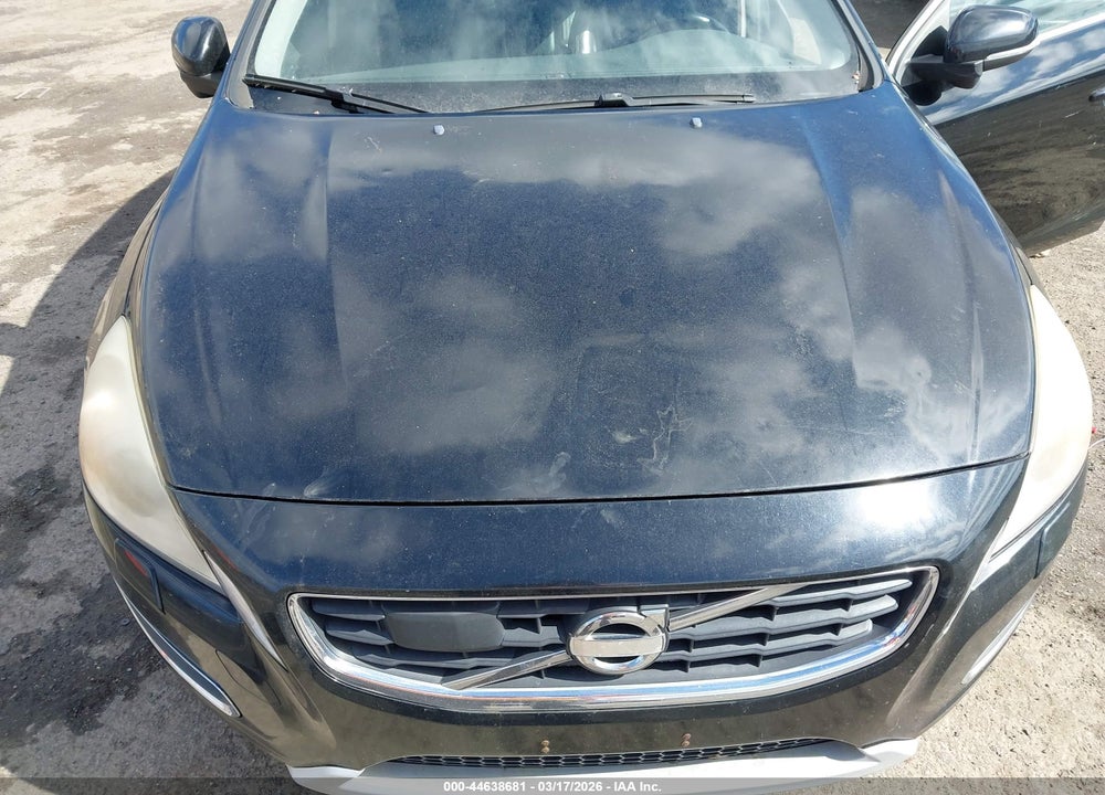 2011 VOLVO S60 T6 VIN: YV1902FH2B2017447