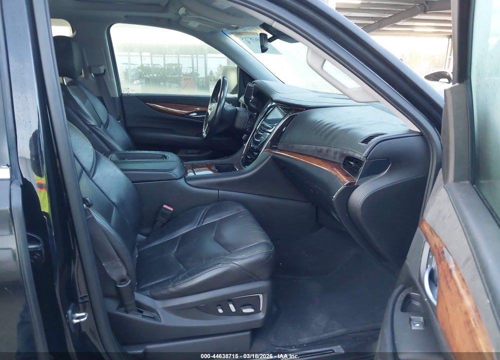 2015 CADILLAC ESCALADE ESV PREMIUM VIN: 1GYS3TKJ9FR630167