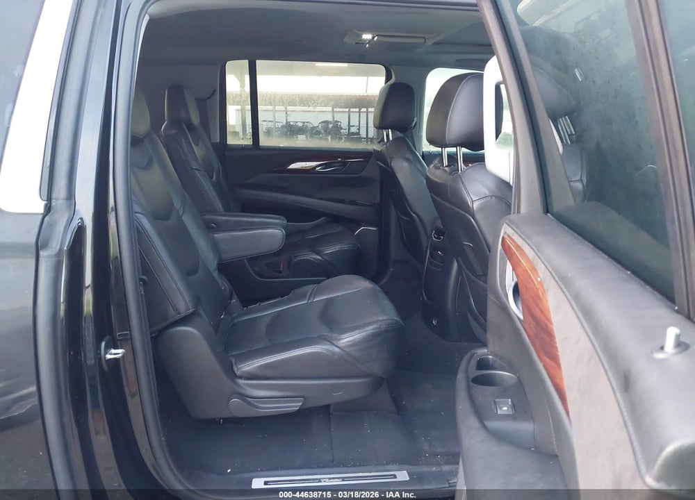 2015 CADILLAC ESCALADE ESV PREMIUM VIN: 1GYS3TKJ9FR630167