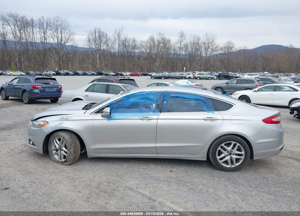 2014 FORD FUSION SE VIN: 3FA6P0HD9ER112631