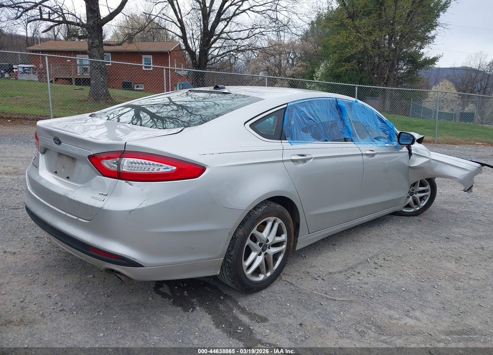 2014 FORD FUSION SE VIN: 3FA6P0HD9ER112631