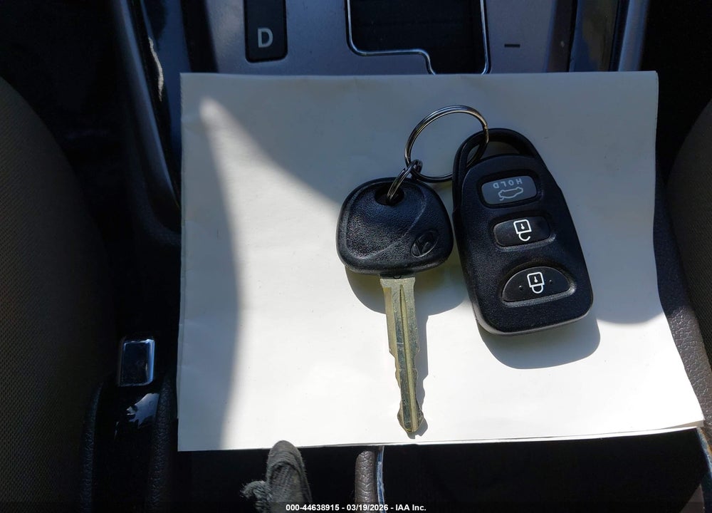 2013 HYUNDAI ELANTRA GLS/LIMITED VIN: KMHDH4AE8DU534630
