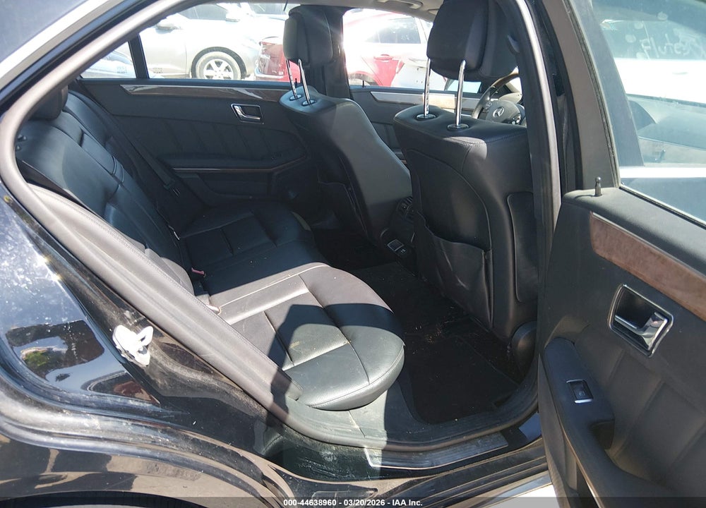 2011 MERCEDES-BENZ E 350 4MATIC VIN: WDDHF8HB5BA490900
