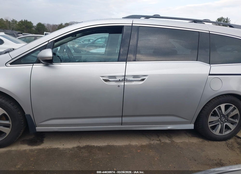 2015 HONDA ODYSSEY TOURING/TOURING ELITE VIN: 5FNRL5H99FB039520