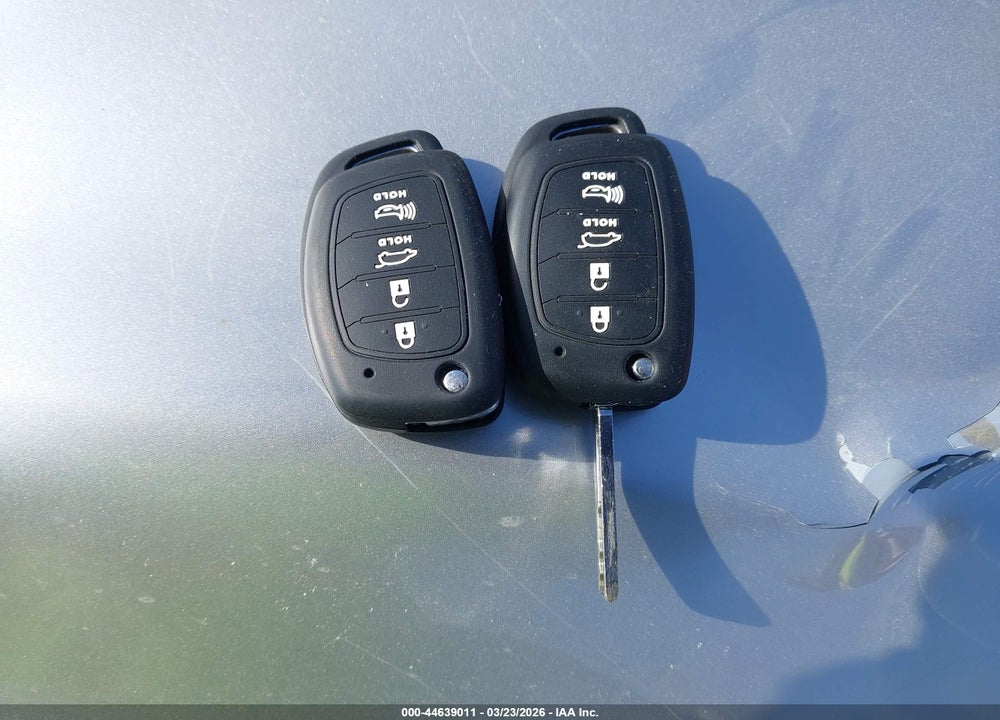 2013 HYUNDAI SANTA FE SPORT VIN: 5XYZT3LB2DG072105