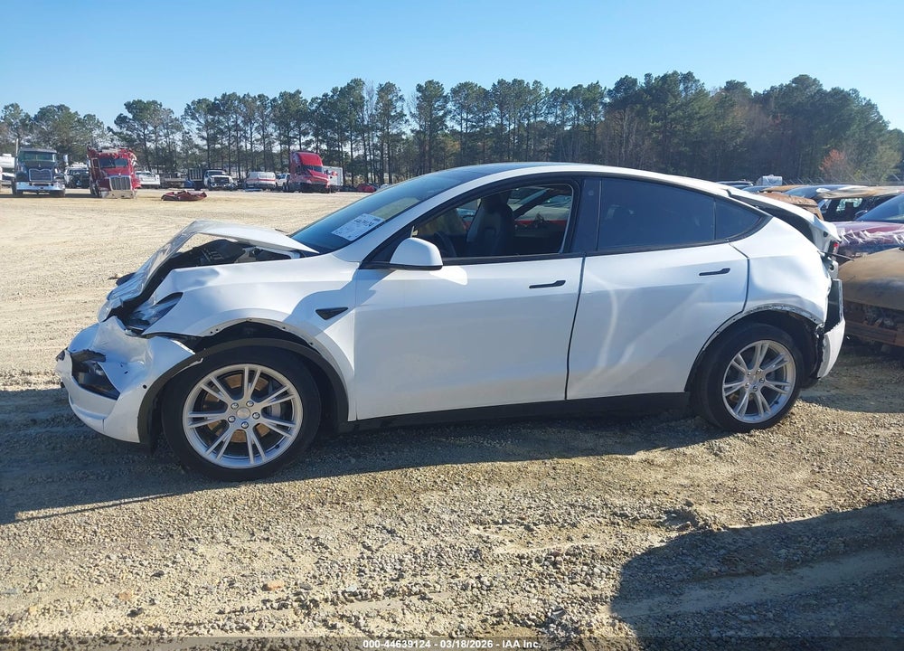 2021 TESLA MODEL Y LONG RANGE DUAL MOTOR ALL-WHEEL DRIVE VIN: 5YJYGDEE5MF204830