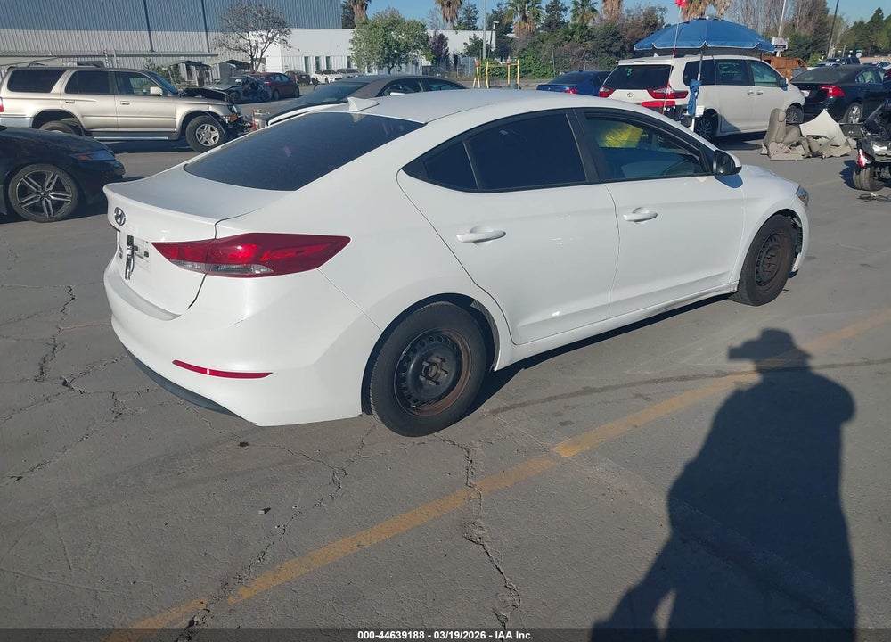 2017 HYUNDAI ELANTRA SE VIN: 5NPD74LF0HH093251