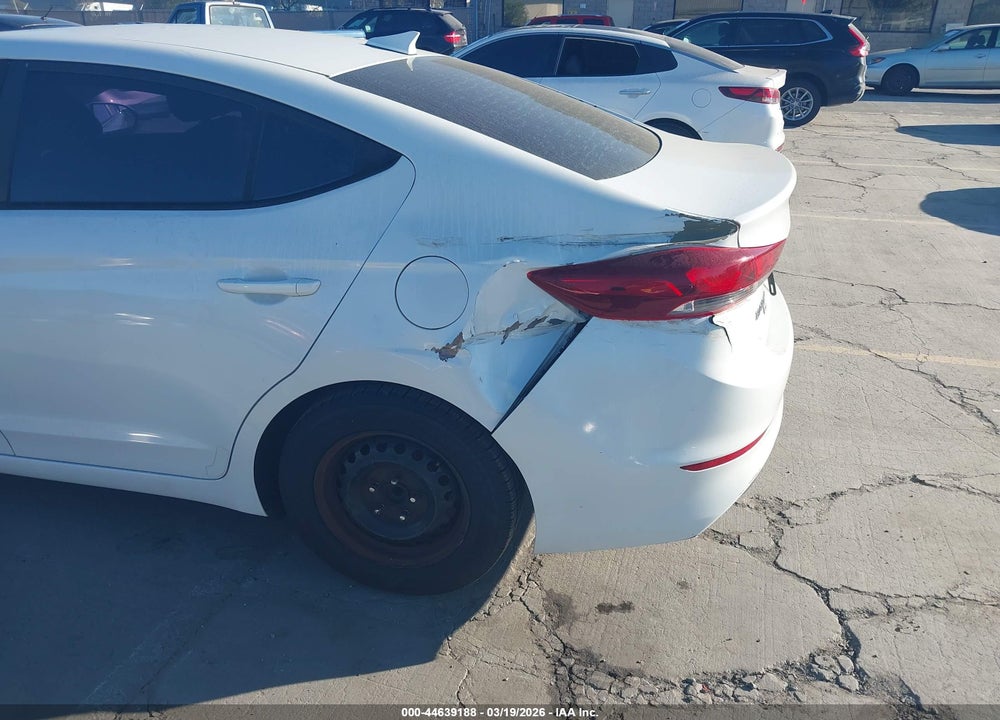 2017 HYUNDAI ELANTRA SE VIN: 5NPD74LF0HH093251