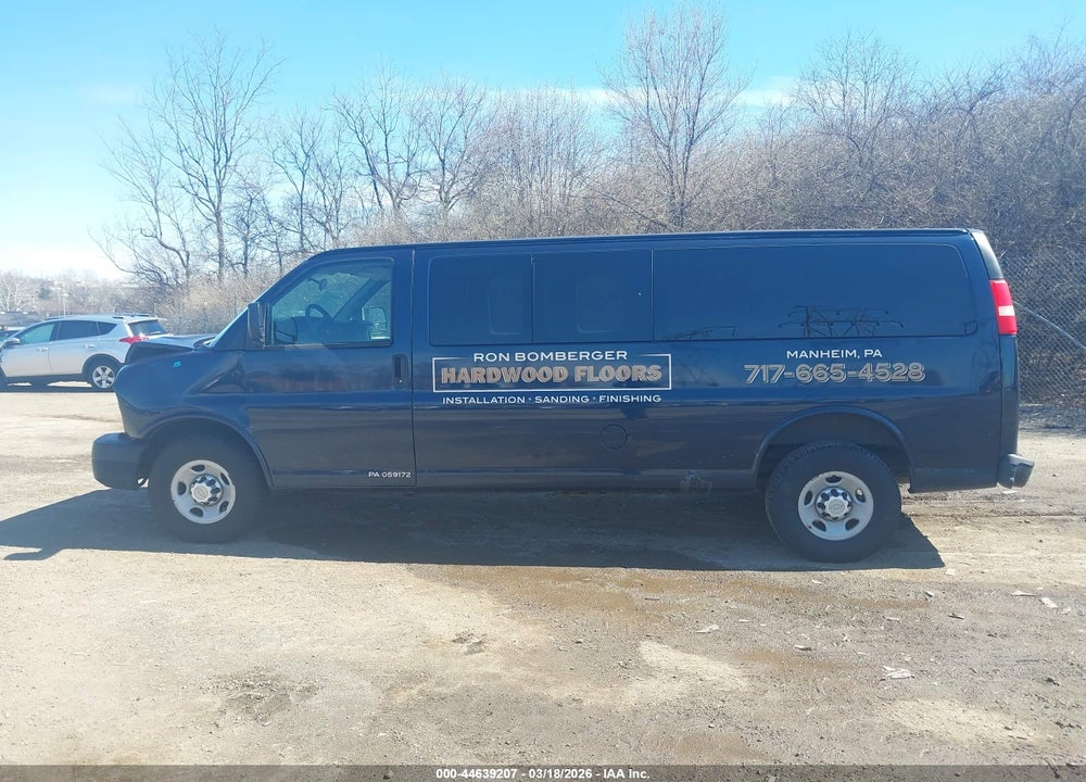 2011 CHEVROLET EXPRESS 3500 LS VIN: 1GAZGZFG0B1155732