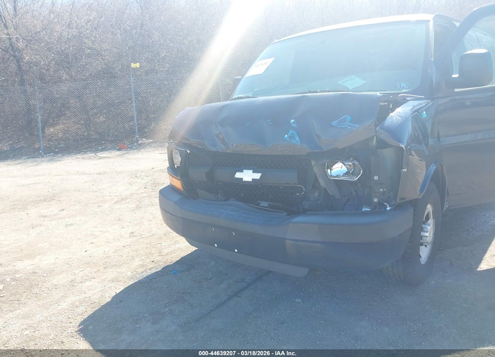 2011 CHEVROLET EXPRESS 3500 LS VIN: 1GAZGZFG0B1155732